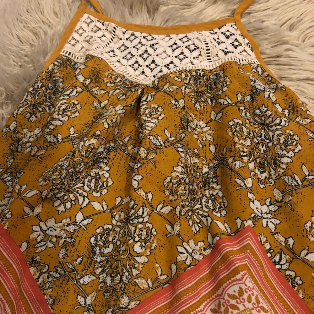 ๐ค Xhilaration Flowy Tank - Picture 2 of 4